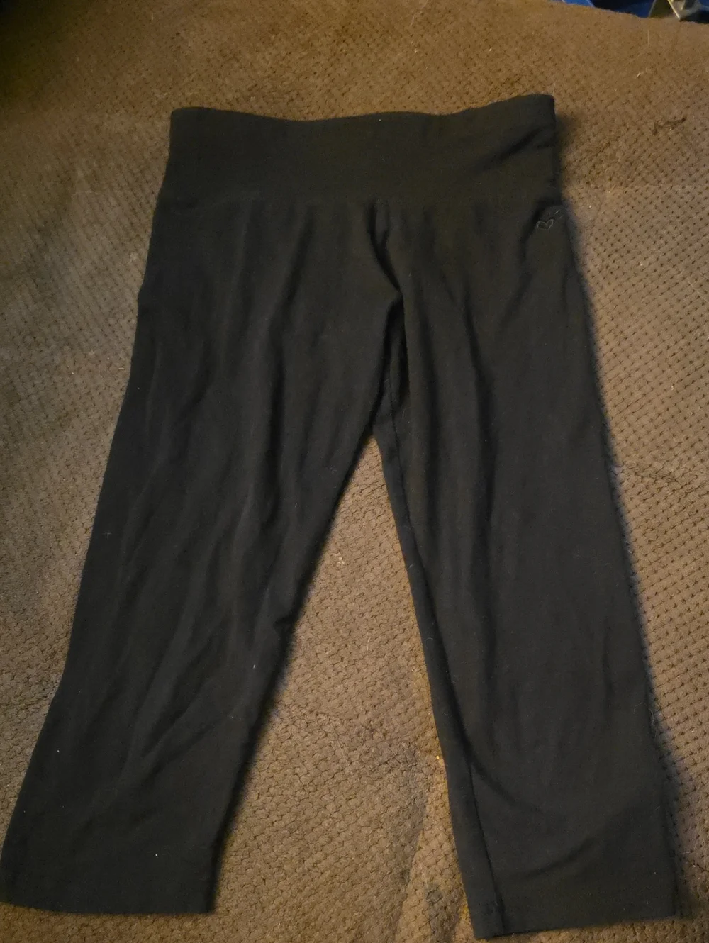 JUSTICE Girls Black Stretch Capri Leggings